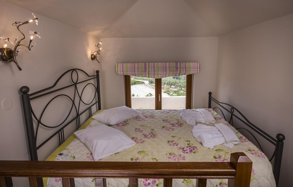 Athina Luxury Villas Xamoudhokhorion  Exterior photo